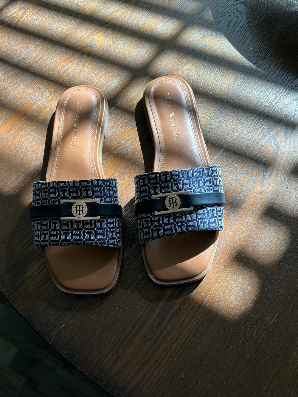 Tommy Hilfiger Navy Logo Slide Mules with Tan Footbed - Picture 5 of 6